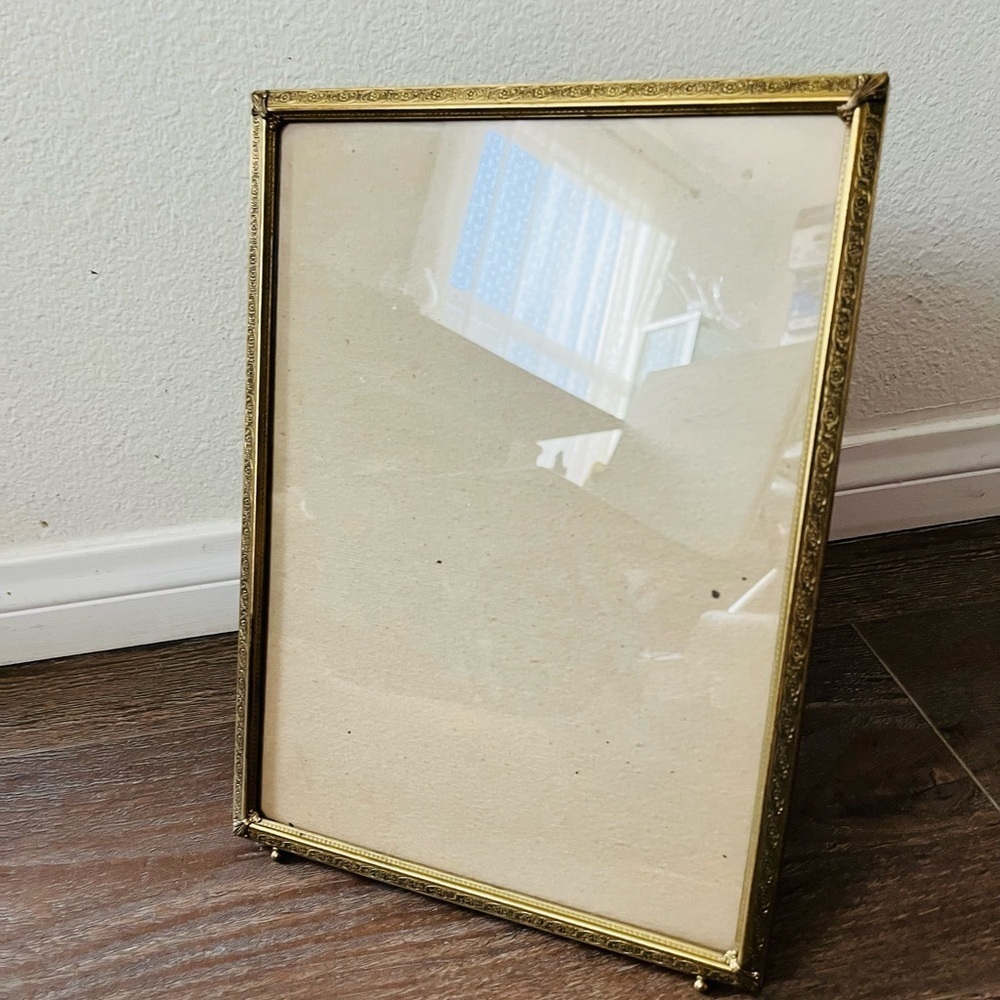 Vintage brass picture photo frame 9/12 inches
